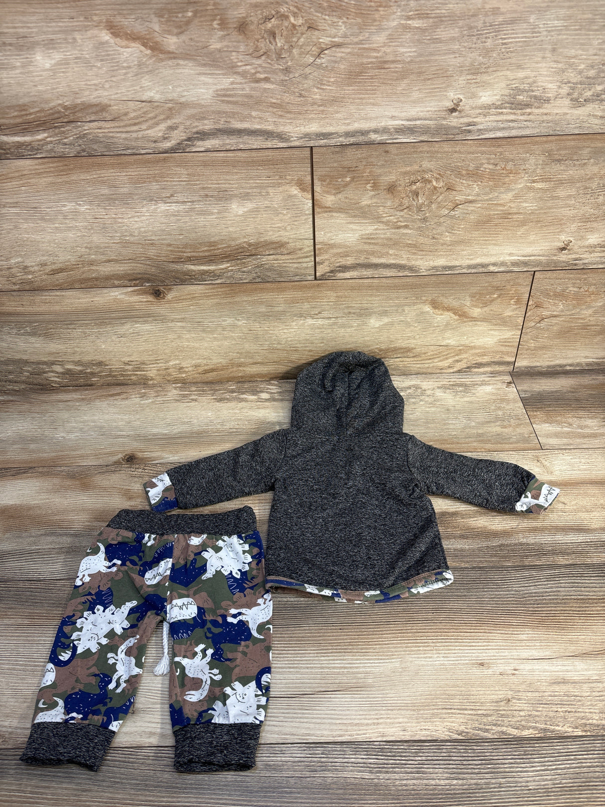 2pc Dinosaur Lined Hoodie & Jogger Set Grey sz 0-3m