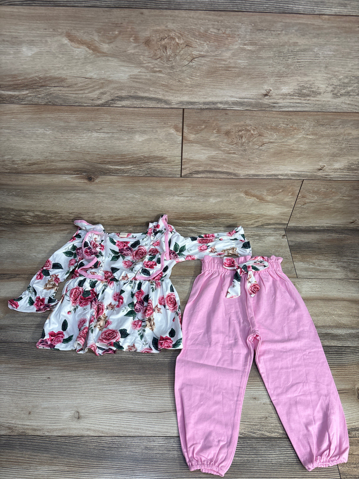 2pc Ruffled Floral Long Sleeve Shirt & Jogger Set White sz 4T