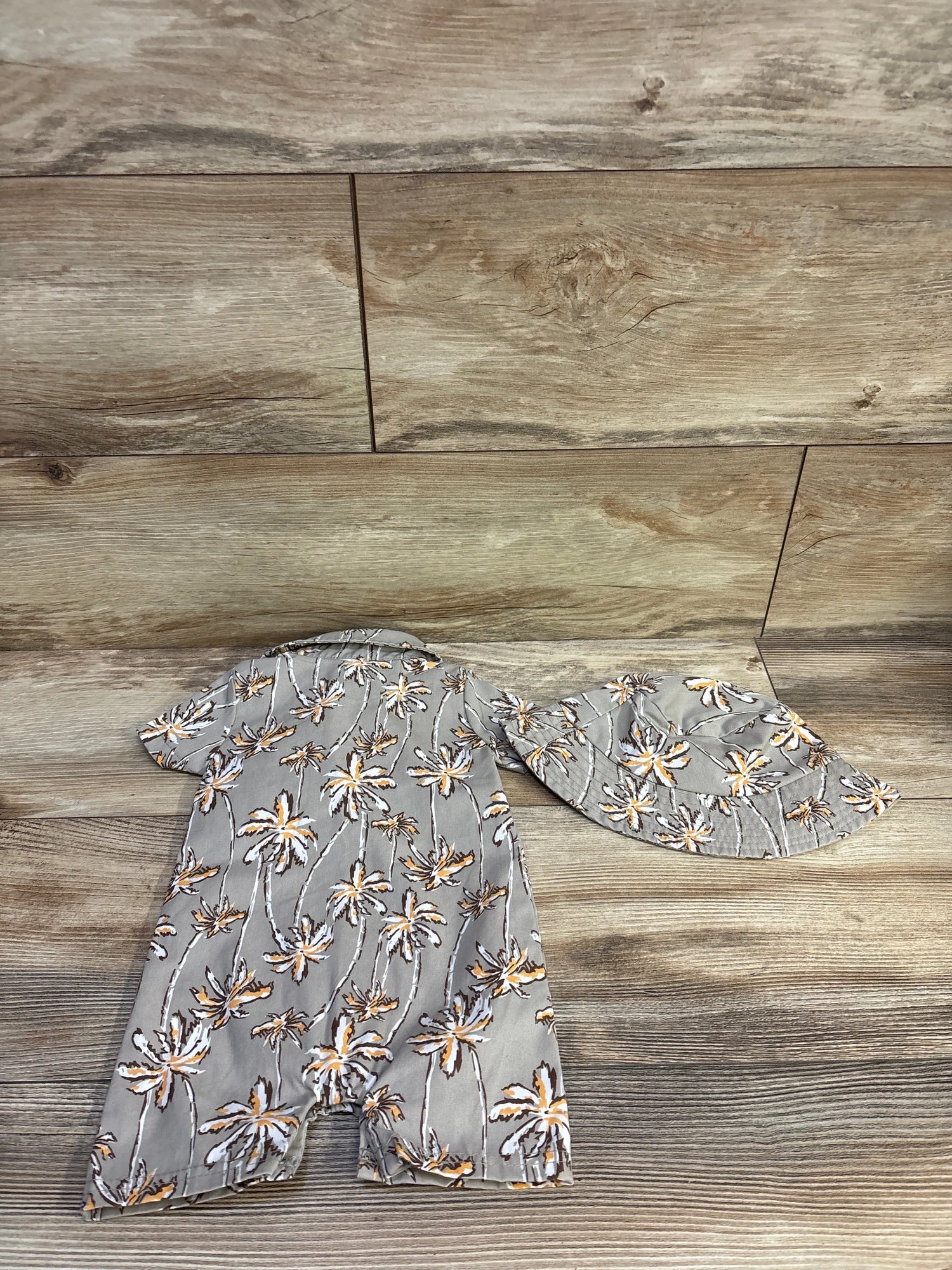 Stich & Stone 2pc Polo Shortie Romper & Bucket Hat Set Tan sz 3m