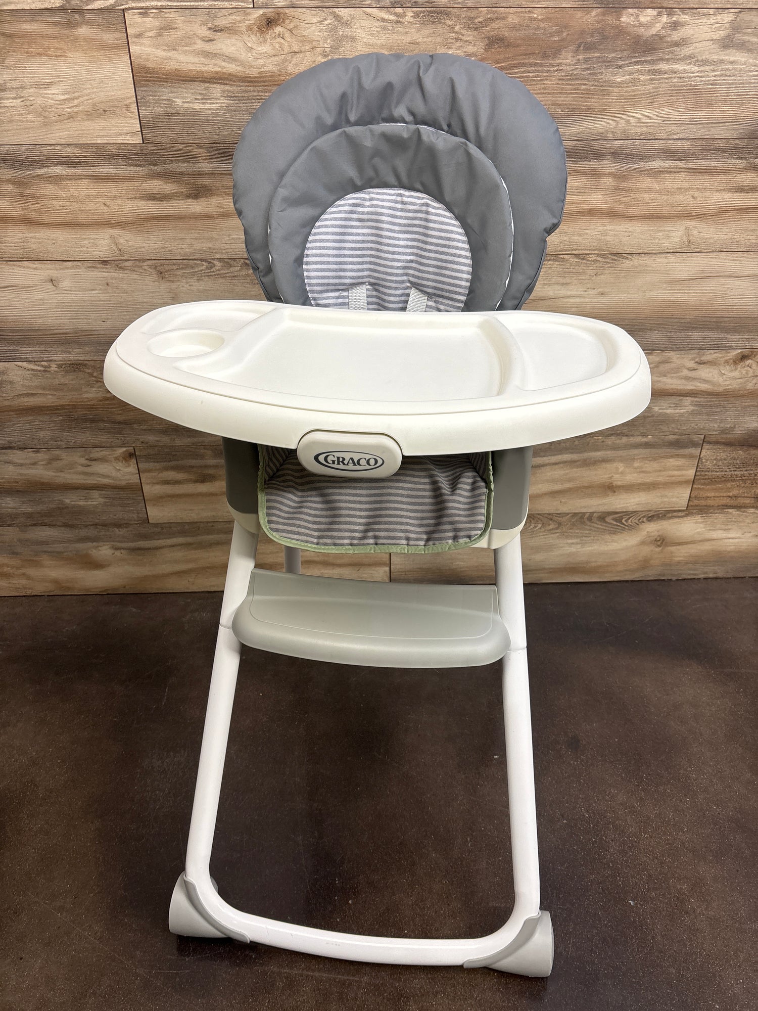 Graco Made2Grow 6-in-1 Highchair in Britton