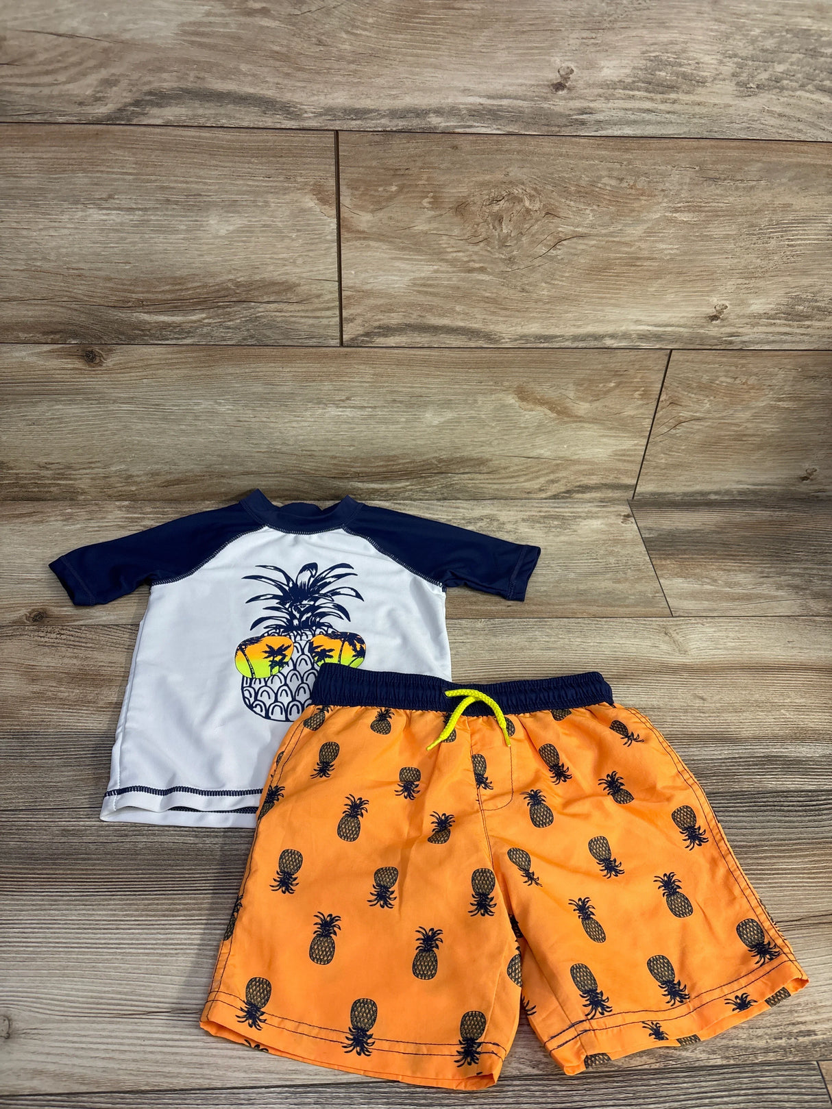 Tommy Bahama 2pc Pineapple Rashguard & Swim Trunks Navy sz 3T - Me n Mommy To Be