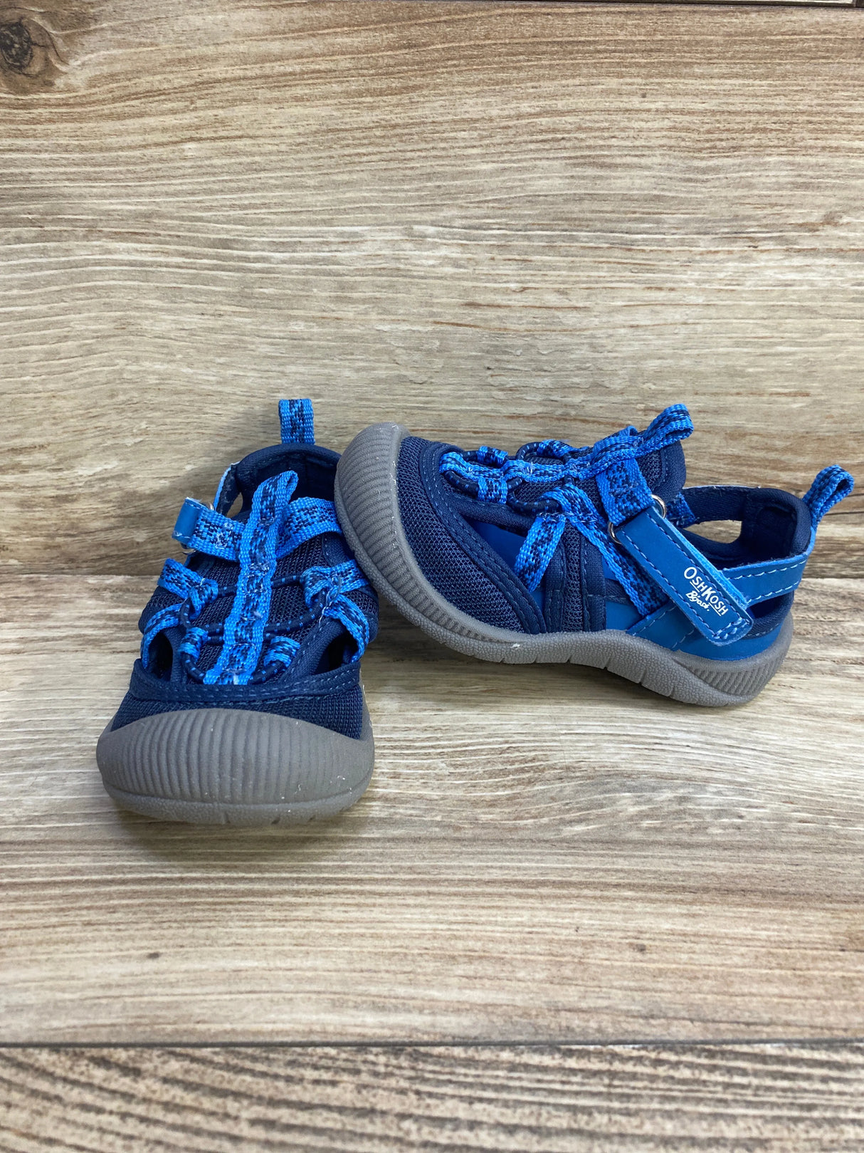OshKosh Myla Mesh Athletic Bumptoe Sandals Blue sz 5c
