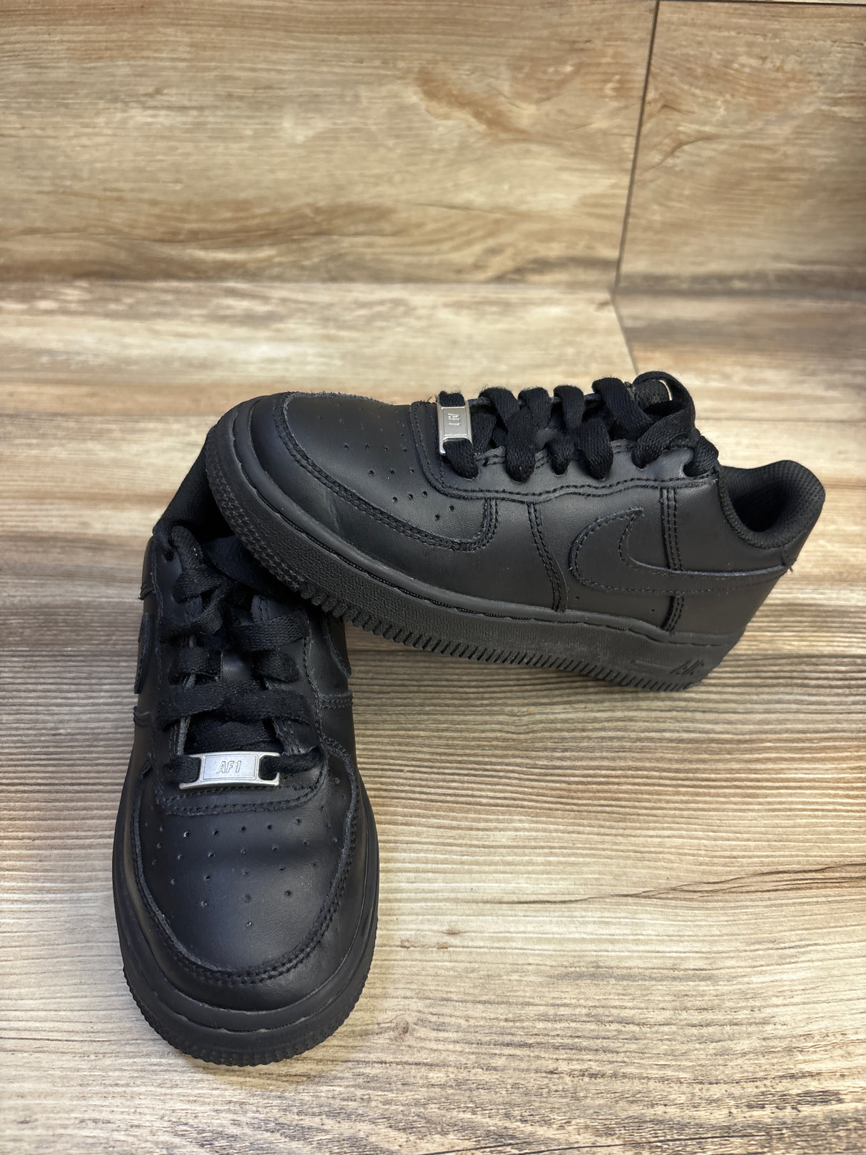 NWOT Nike Air Force 1 'Triple Black' Sneakers sz 1Y