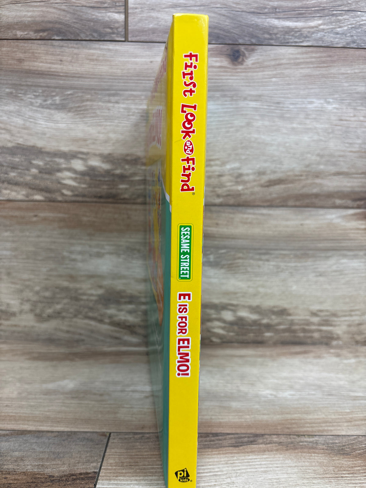 Sesame Street - E is for Elmo! ABCs - My First Look and Find Board Book