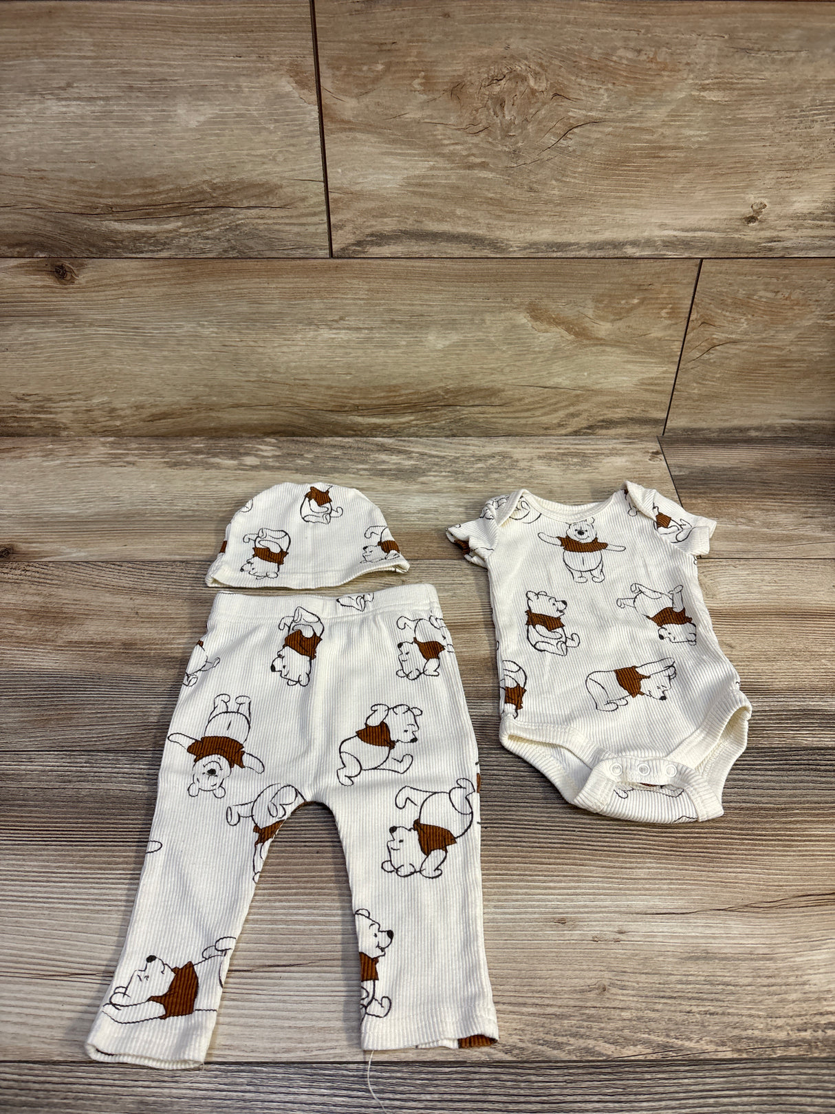 Disney Baby 3pc Ribbed Winnie The Pooh Set Ivory sz 0/3m