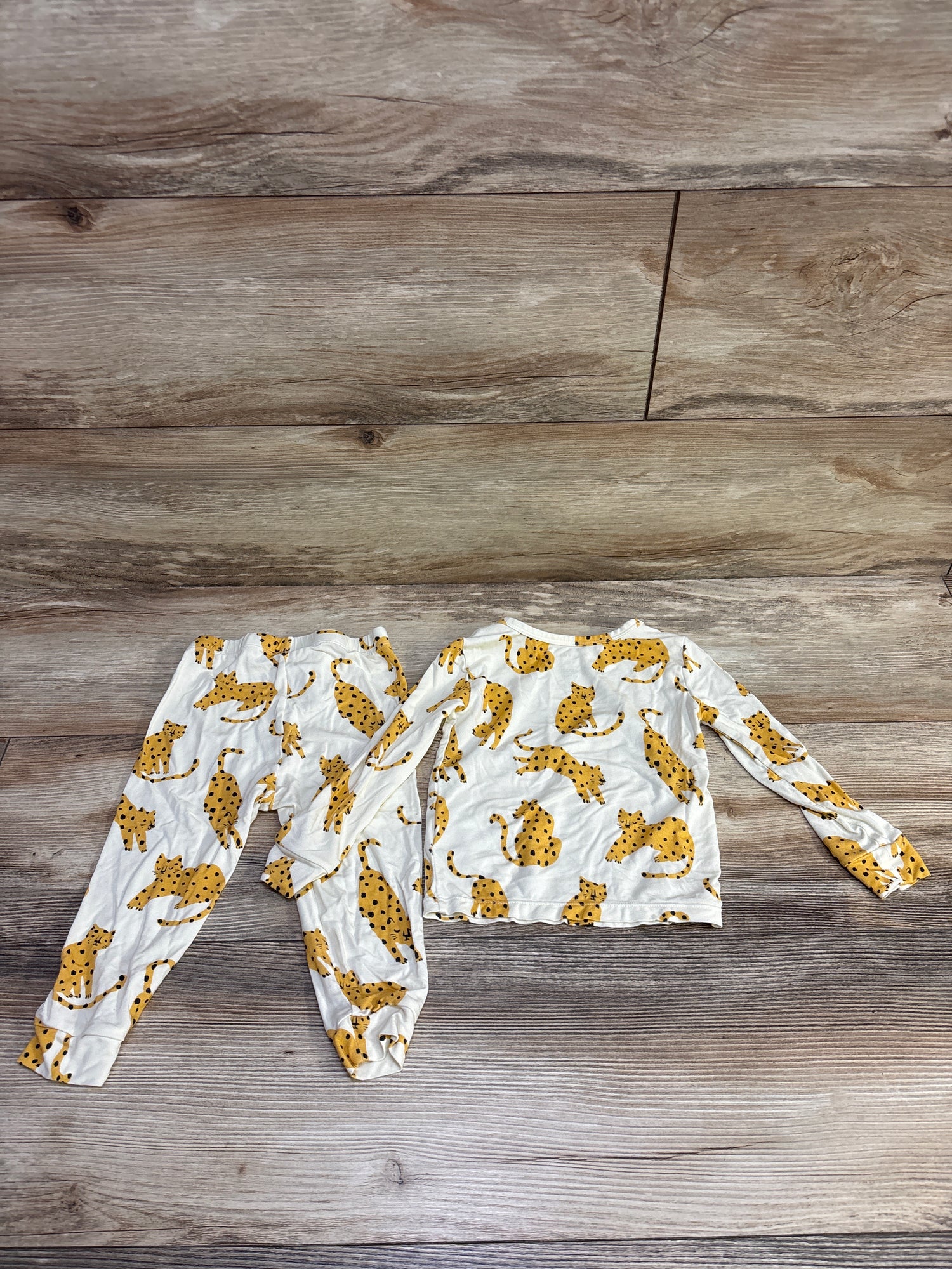 Quine 2pc Bamboo Pajama Set Ivory sz 18-24m