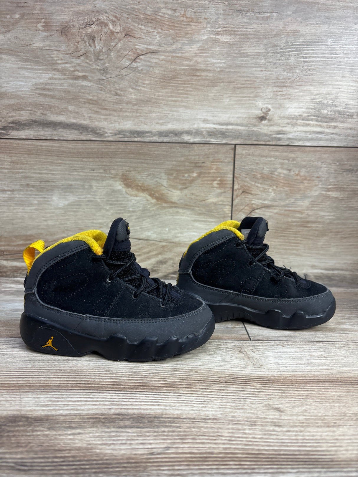 Air Jordan 9 Retro TD 'Dark Charcoal University Gold' Sneakers sz 7c