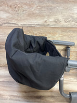 Chicco FastLock Hook-On Chair in Black - up to 37lbs