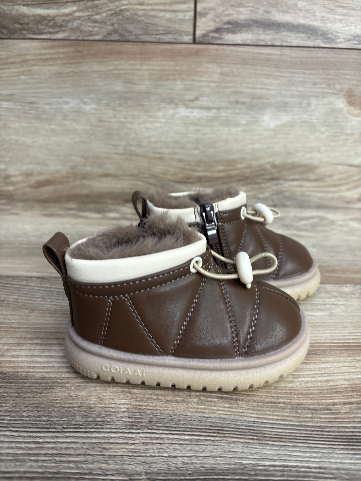 Plush Lined Snow Boots Brown sz 5c