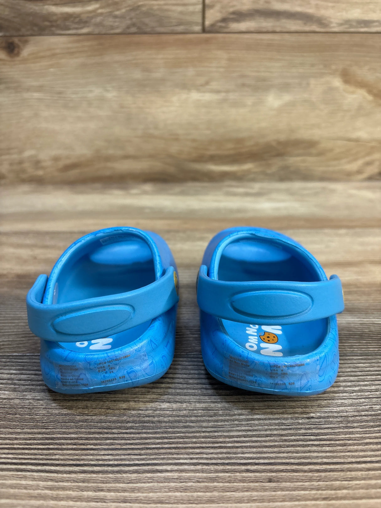 GroundUp Cookie Monster Sandals Blue sz 4c
