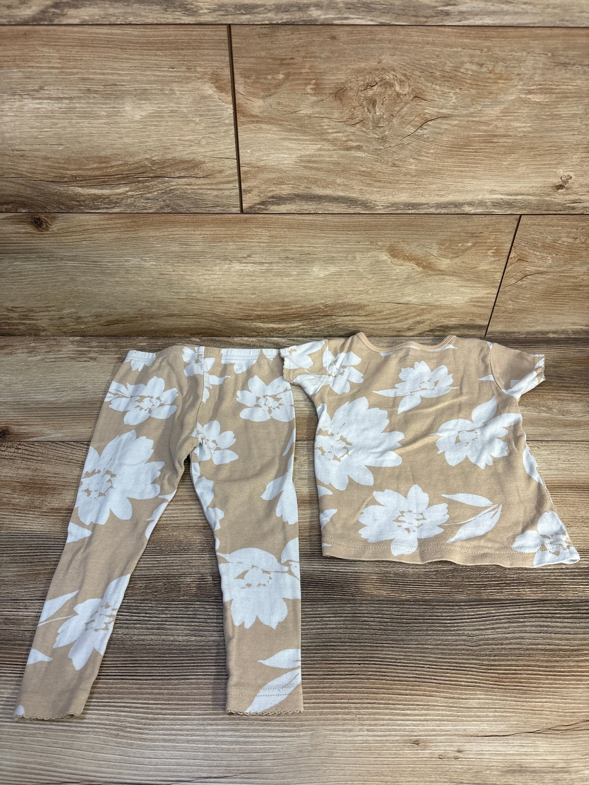 Carter's 2pc Pajama Set Beige sz 24m