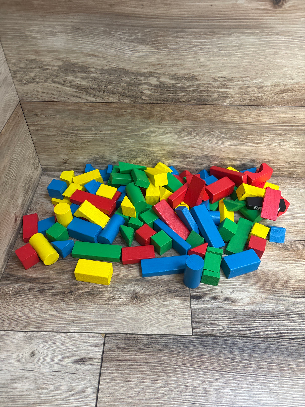 Melissa & Doug Wooden Building Blocks Set - 103 Blocks