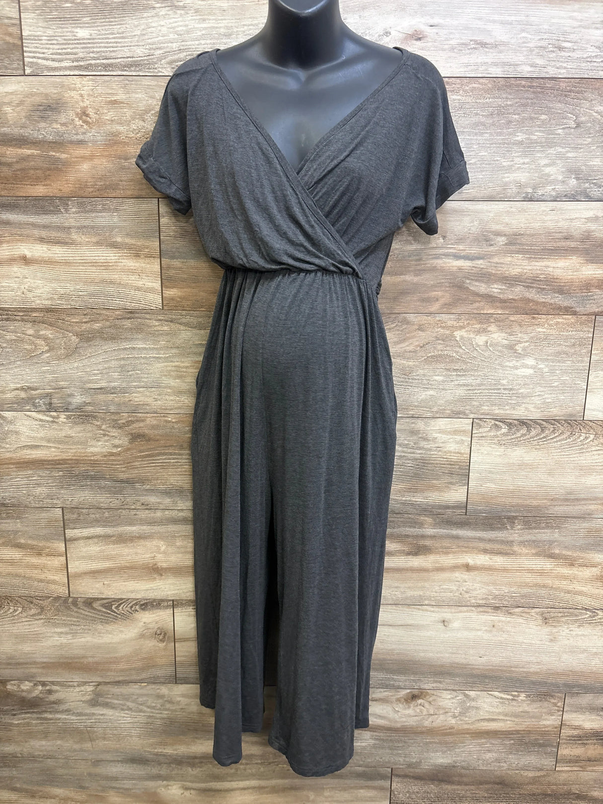 Latched Mama V-Neck Nursing Jumpsuit Charcoal sz Large