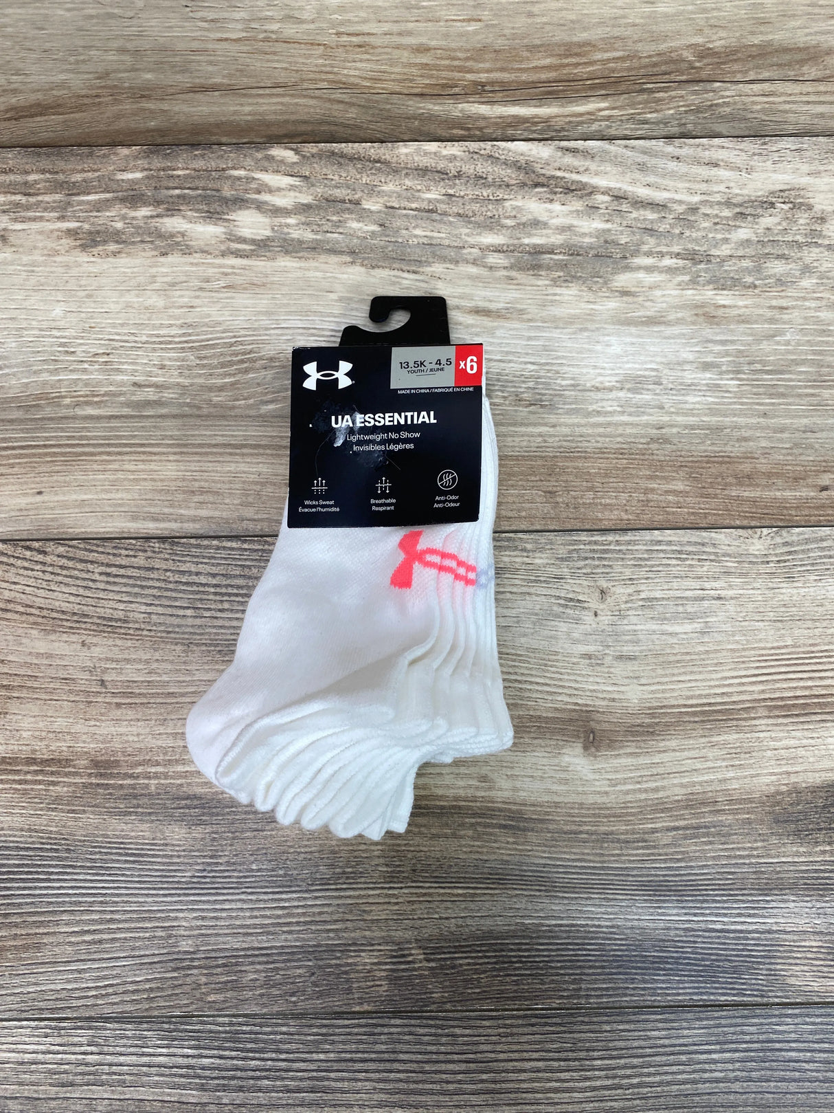 NEW Under Armour 6Pk Girls' Essential Lightweight No Show Socks White Sz 13.5c-4.5Y