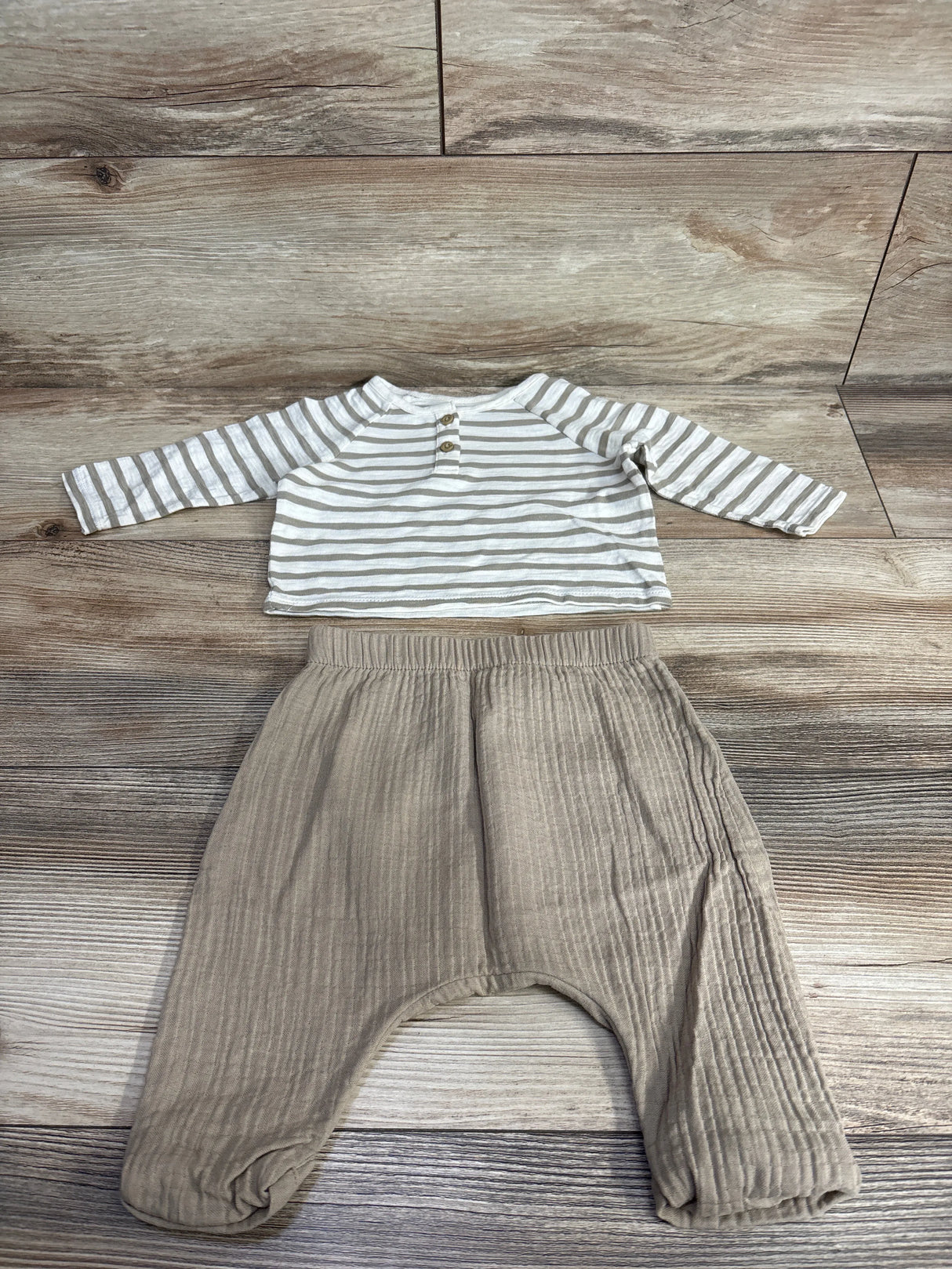 Cloud Island Striped Shirt & Gauze Bottoms Set Beige sz 3-6m