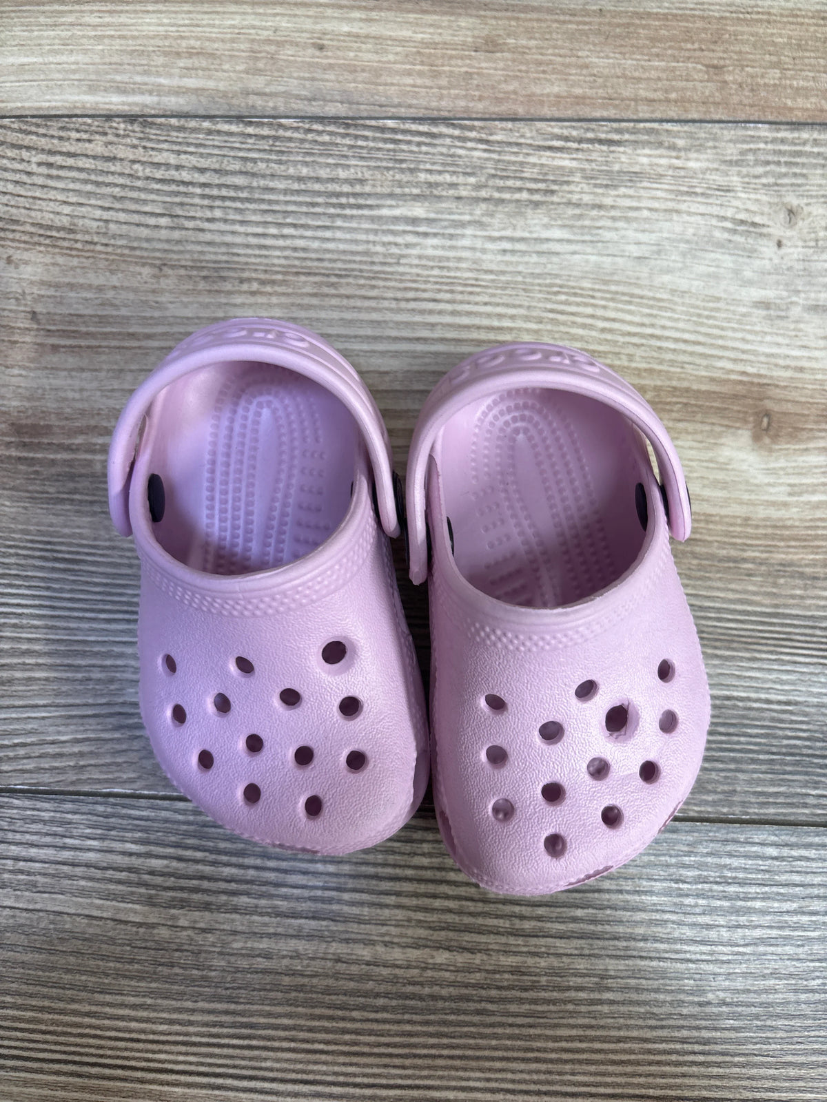 Crocs Classic Clogs Pink sz 2/3c