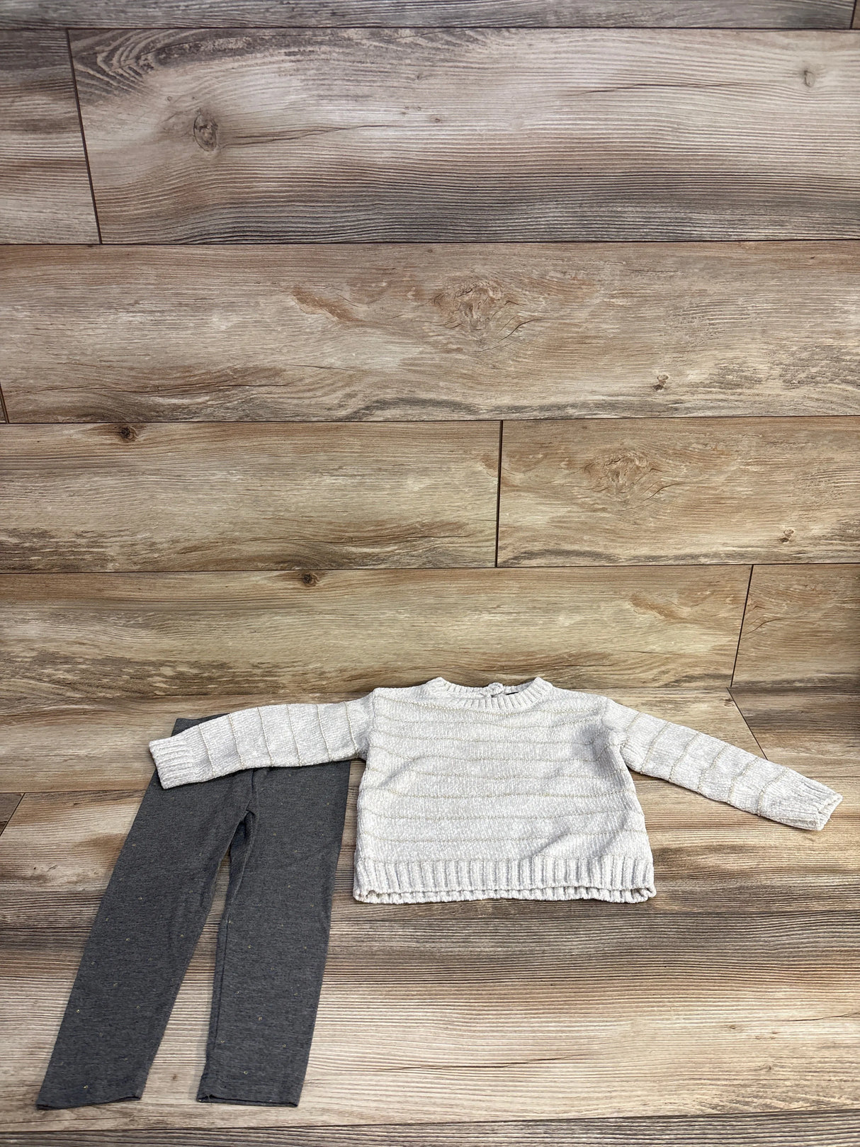 DKNY 2pc Metallic Chunky Knit Sweater & Bottoms Set Grey sz 2T