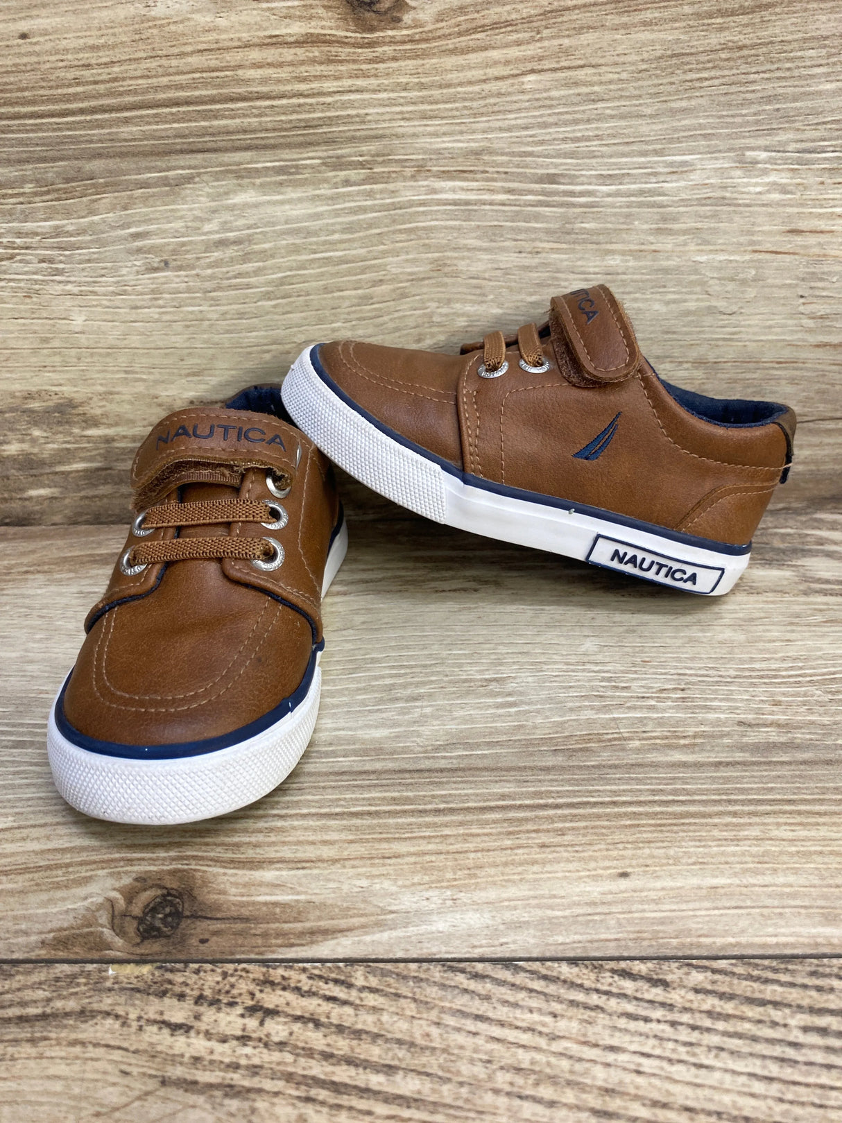 Nautica Berrian Sneakers Brown sz 6c