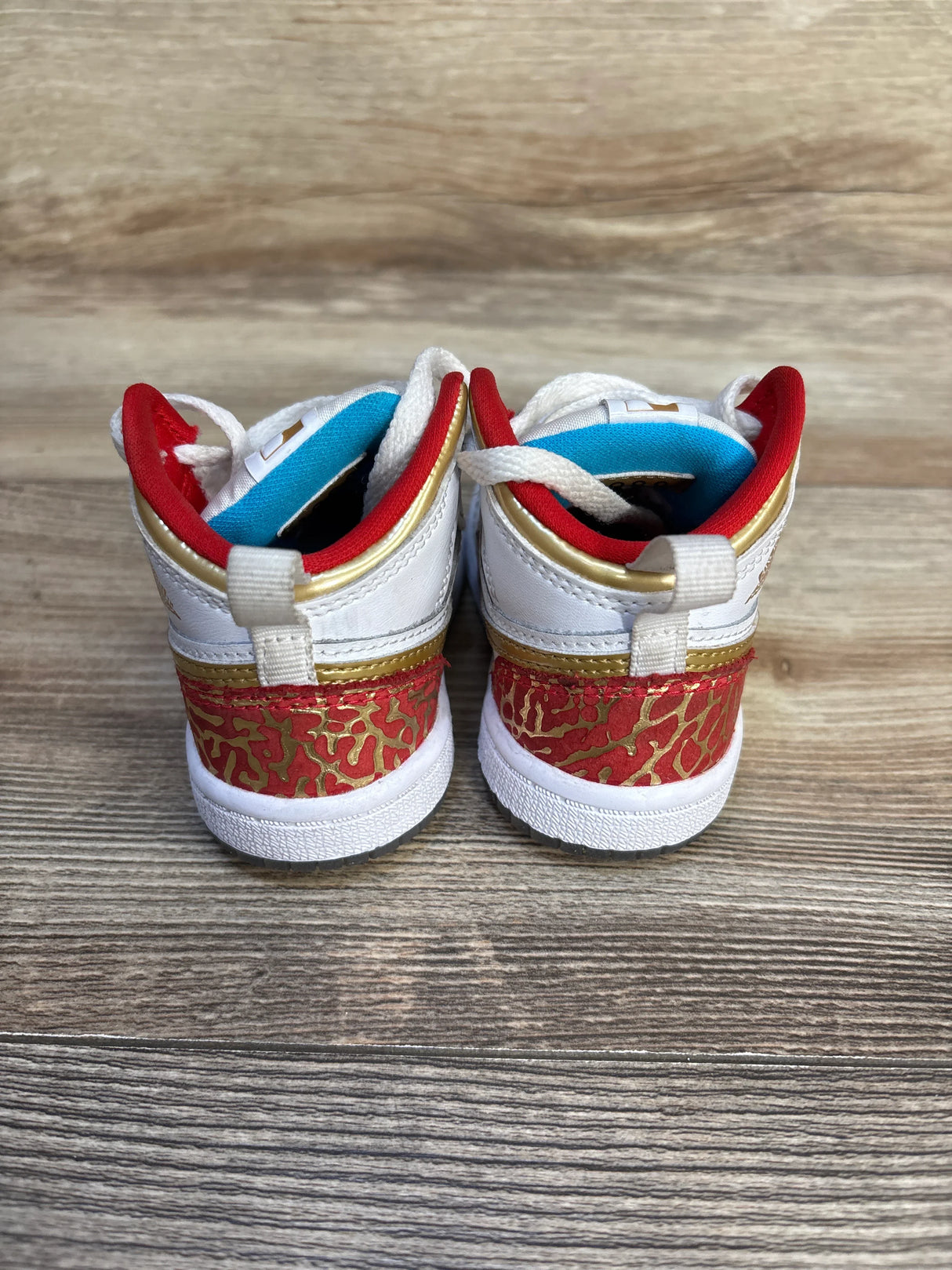 Air Jordan 1 Mid TD 'NC to Chi' Sneakers sz 5c