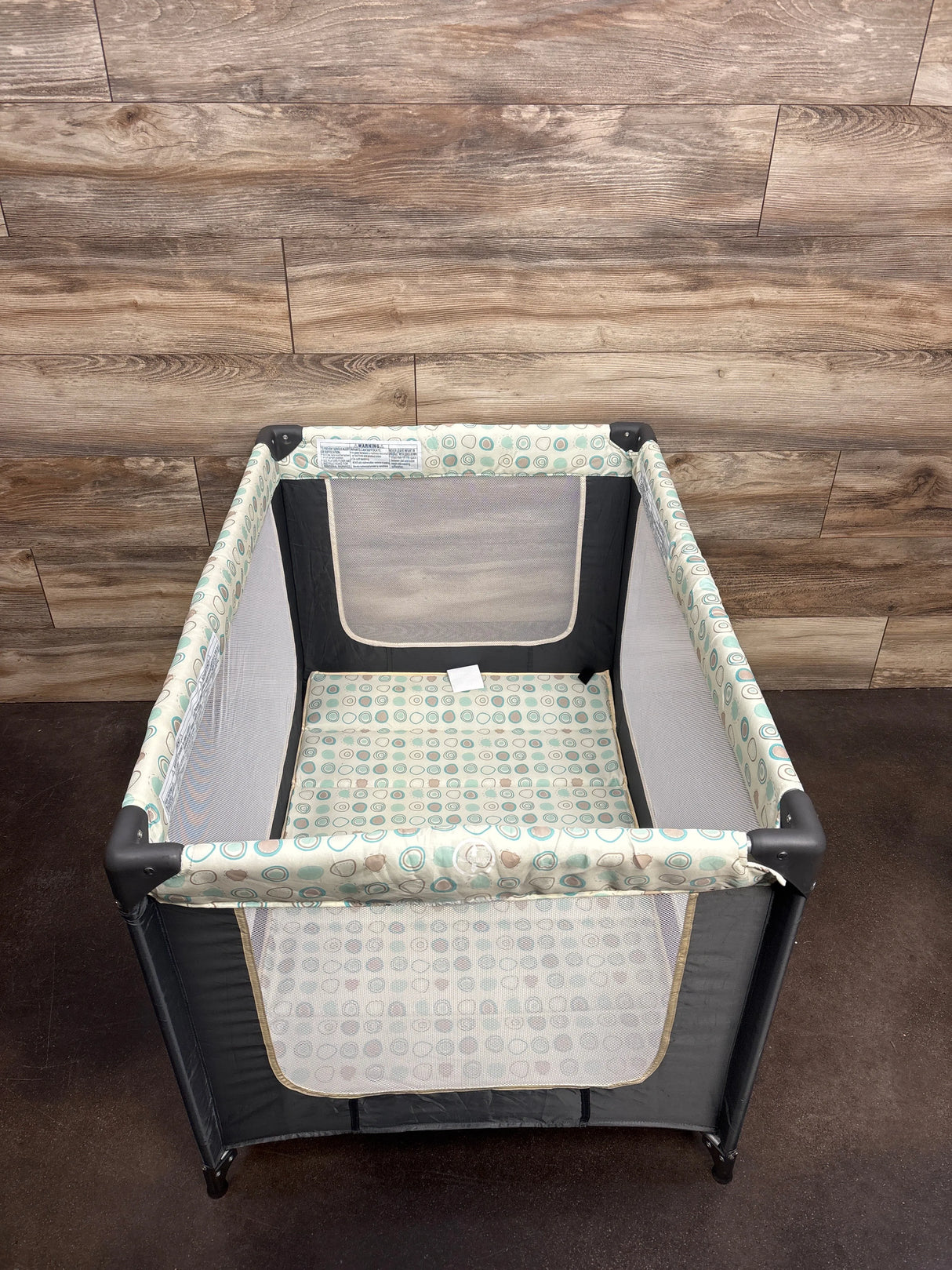 Dream on Me Zodiak Play Yard, Grey