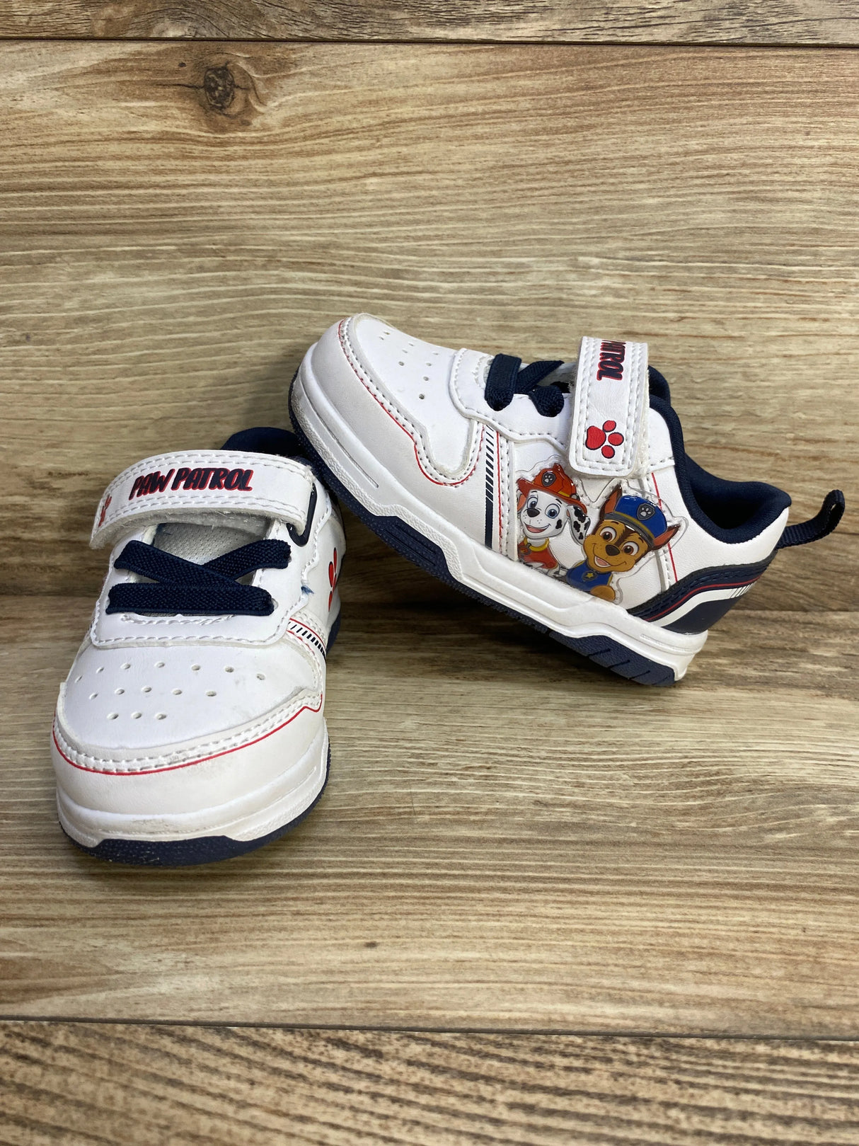 Nickelodeon Paw Patrol Sneakers-Chase Marshall White sz 6c