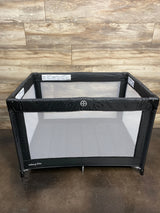 NEW Dream on Me Zodiak Play Yard, Black