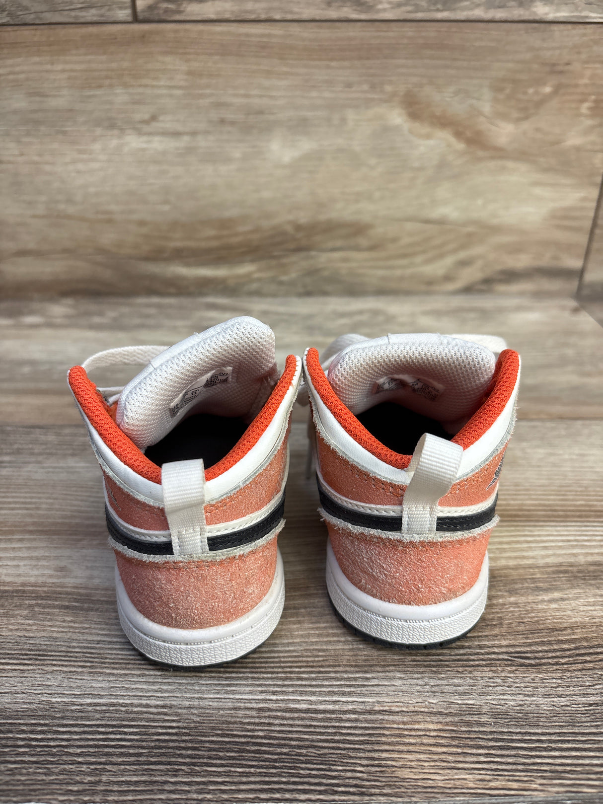 Air Jordan 1 Mid SE TD 'Orange Suede' Sneakers sz 6c