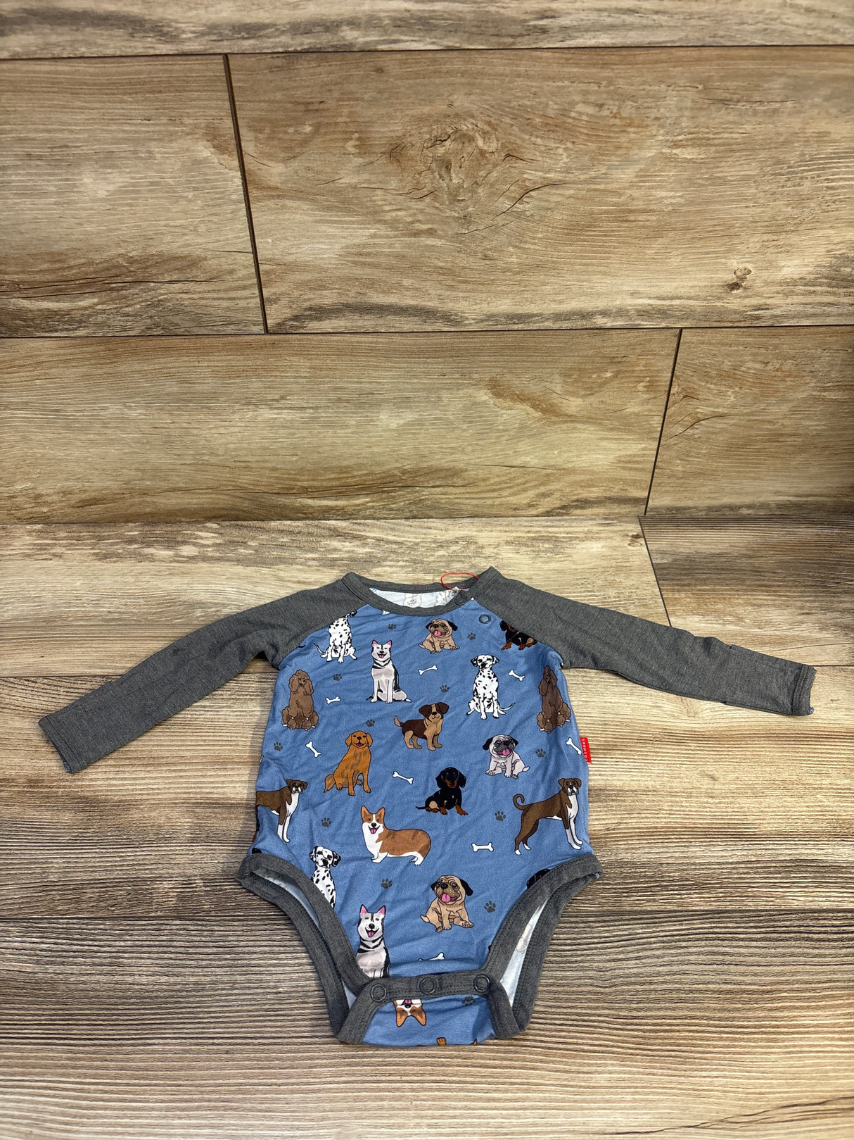 Easweet Bamboo Long Sleeve Dog Print Bodysuit Blue sz 6-12m