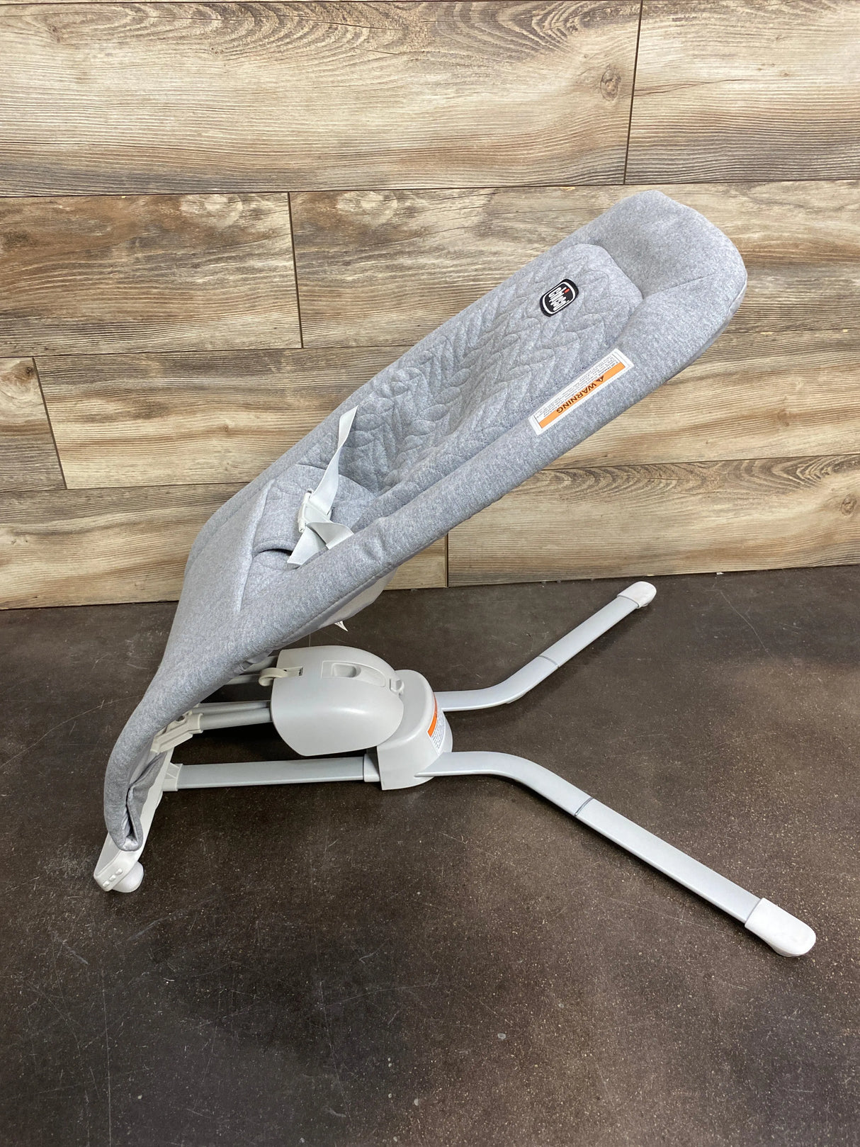 Chicco E-Motion Auto-Glider & Baby Bouncer in Gray*