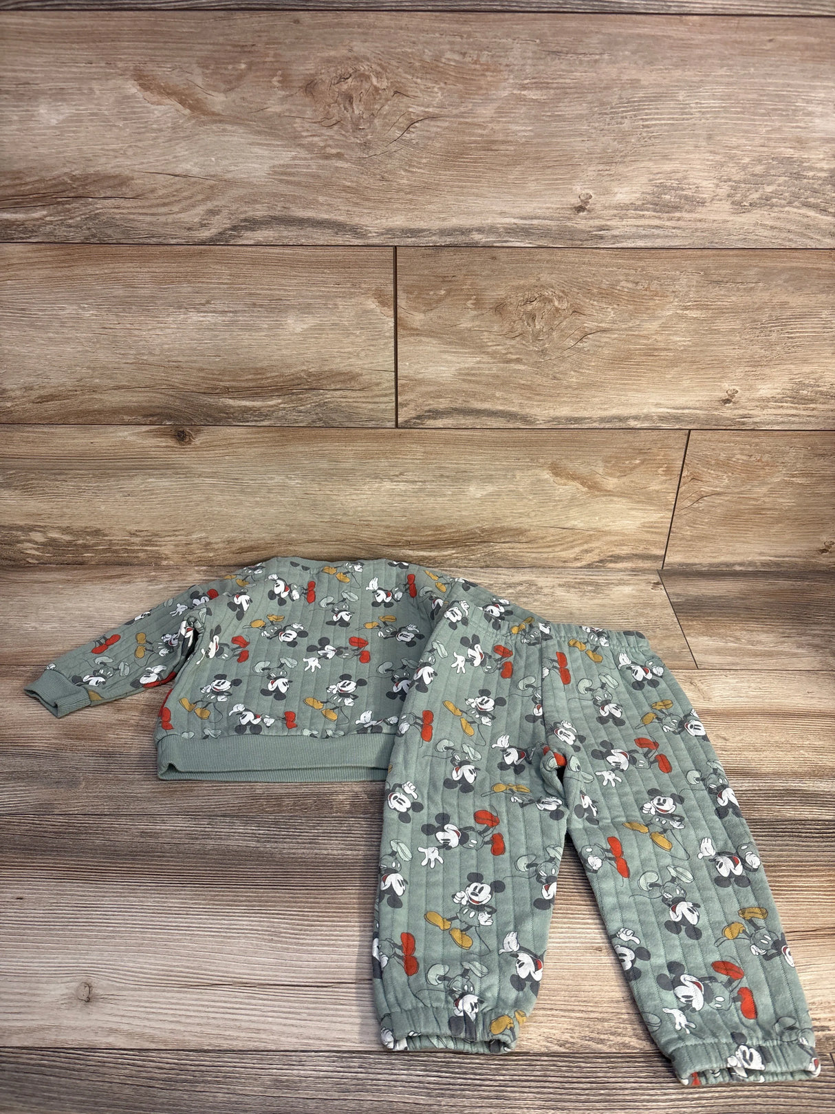 Disney Baby 2pc Mickey Mouse Sweatshirt & Joggers Set Green sz 18m