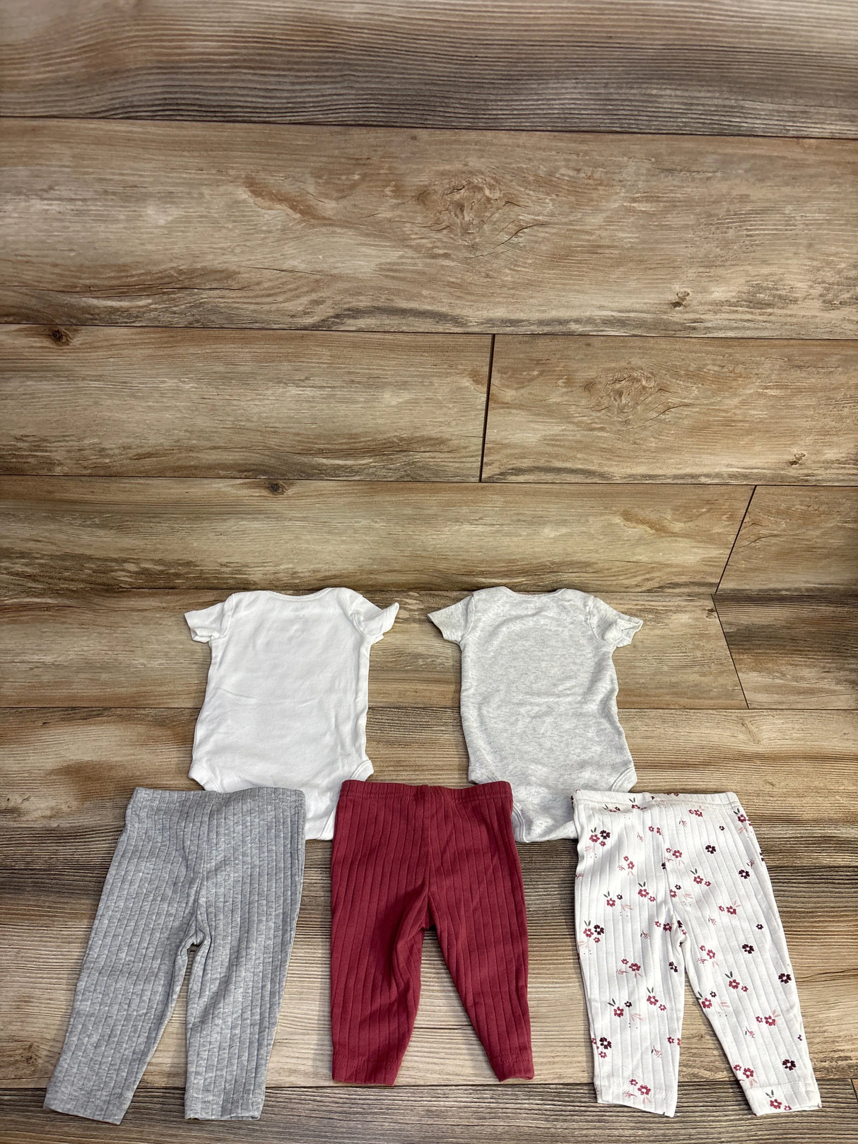 Simple Joys 5pk One Of A Kind Bodysuit & Ribbed Pants Set White sz 0-3m