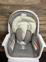 Safety 1st Grow and Go Rotating High Chair in French Gray