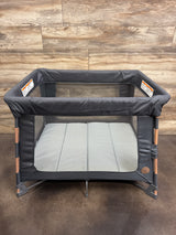 Maxi-Cosi Swift Playard in Grey