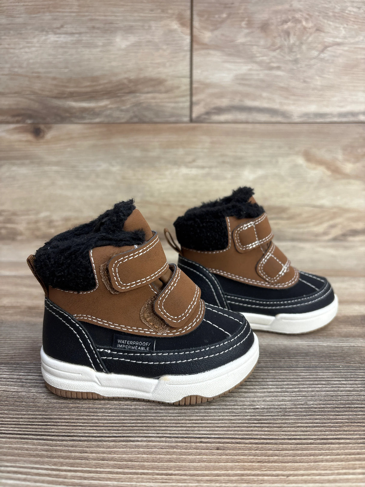 H&M Waterproof High Top Faux Fur Lined Winter Boots, Black sz 2.5c