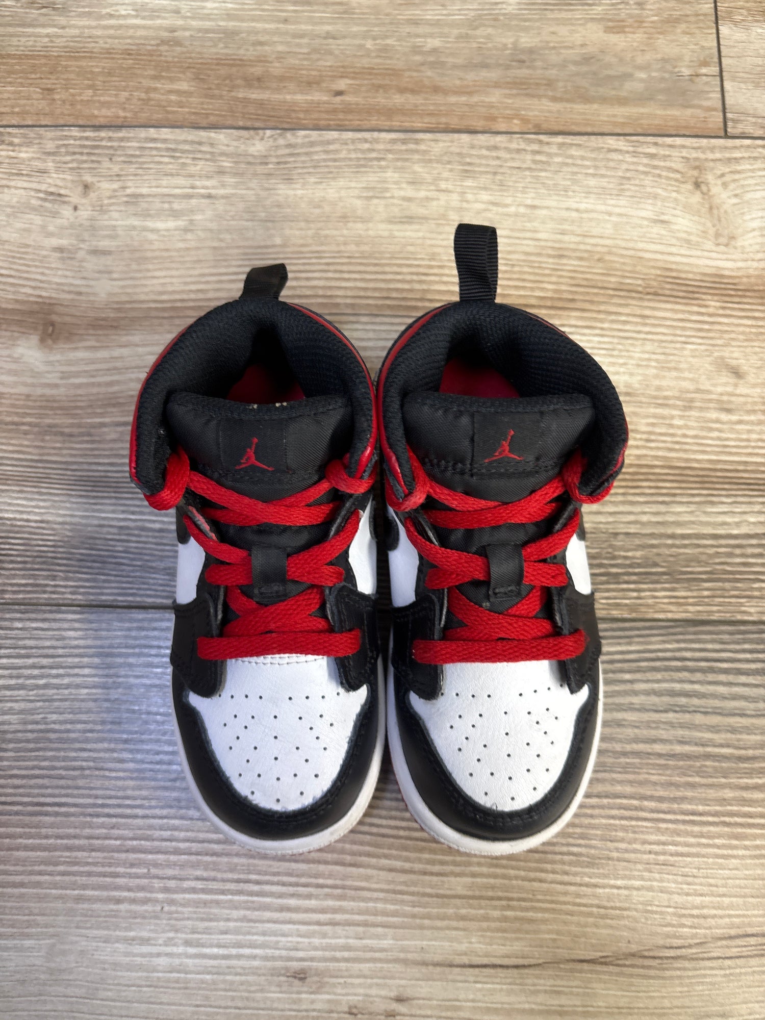 Air Jordan 1 Mid TD 'Gym Red Black Toe' Sneakers sz 8c