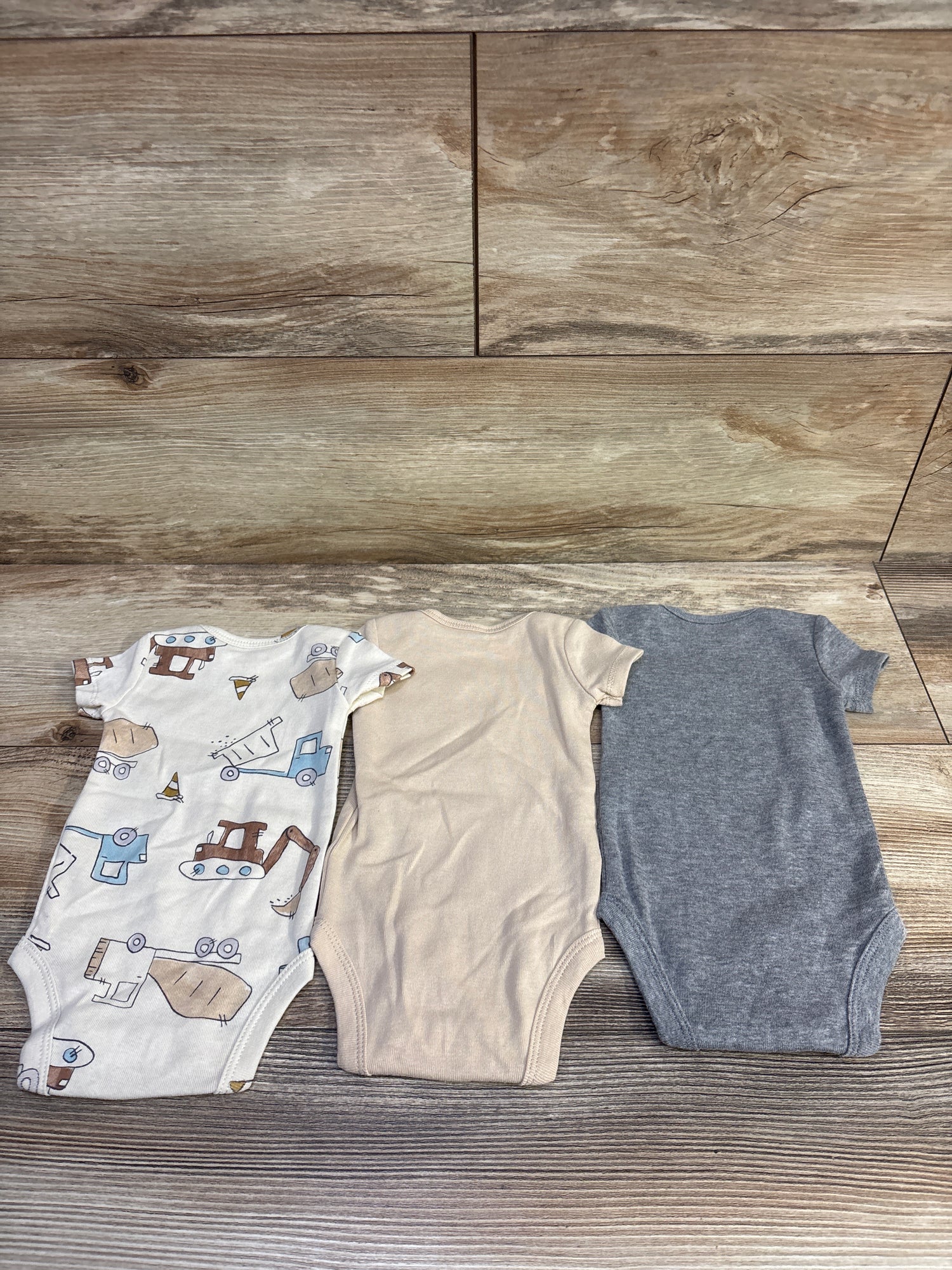 Carter's 3pk Bodysuits Tan sz Newborn