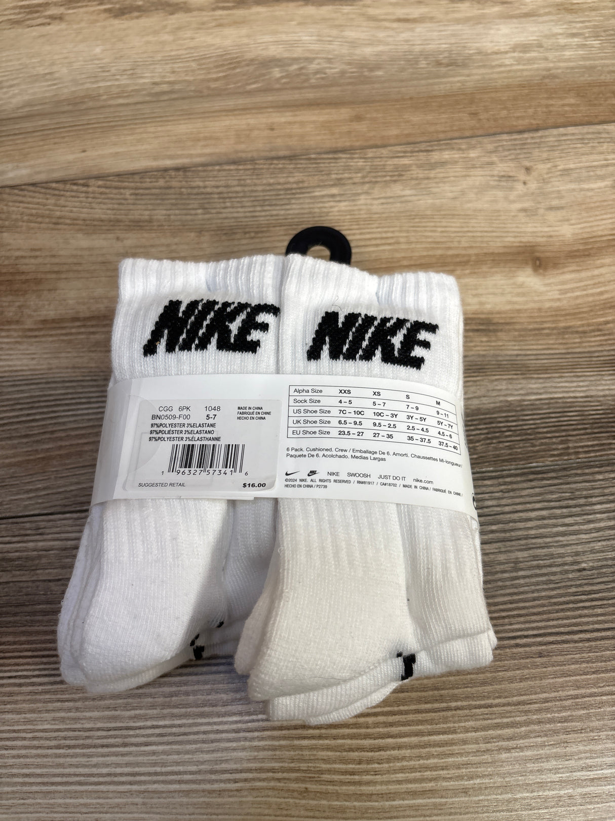 NEW Nike Crew Socks 6pk, White sz 10c-3Y