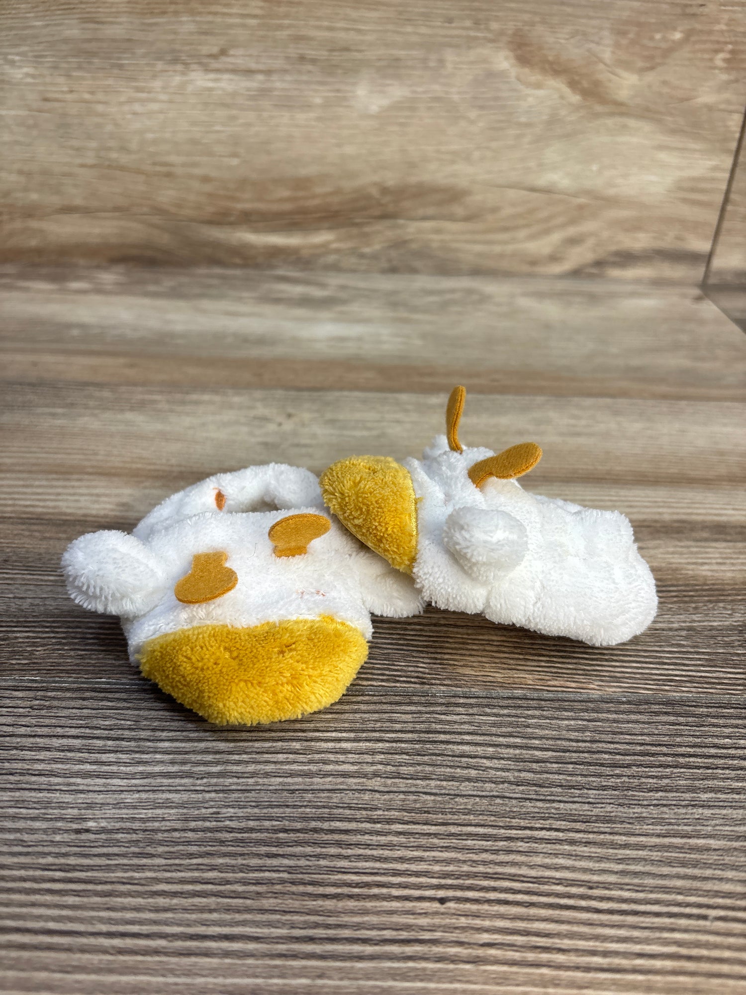 Child Of Mine Plush Slippers White sz 1c