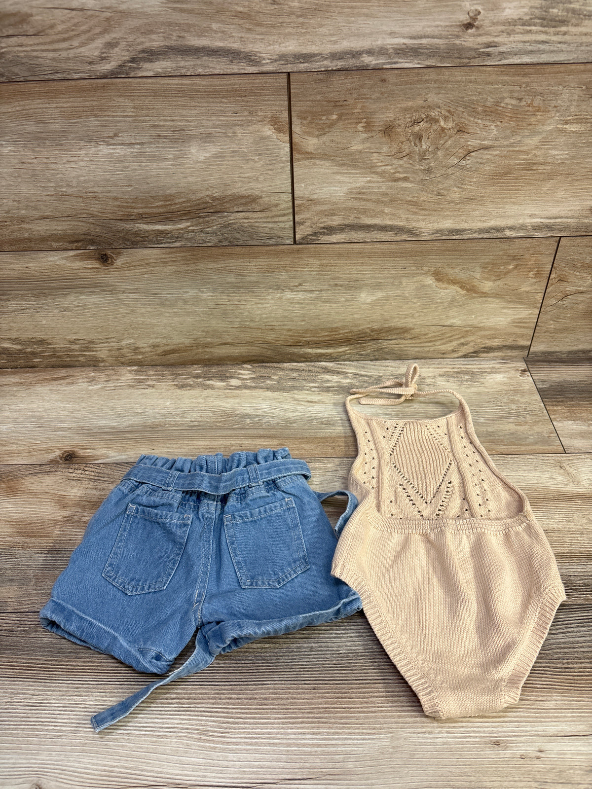 Bailey's Blossoms 3pc Knit Halter Romper & Belted Denim Shorts Beige sz 12-18m