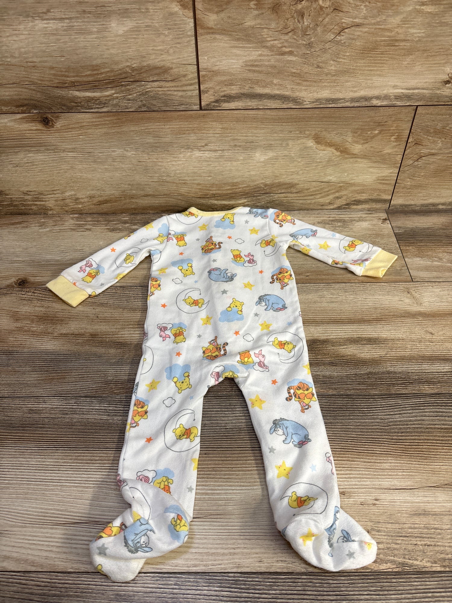 Disney Baby Winnie The Pooh Sleeper White sz 6m