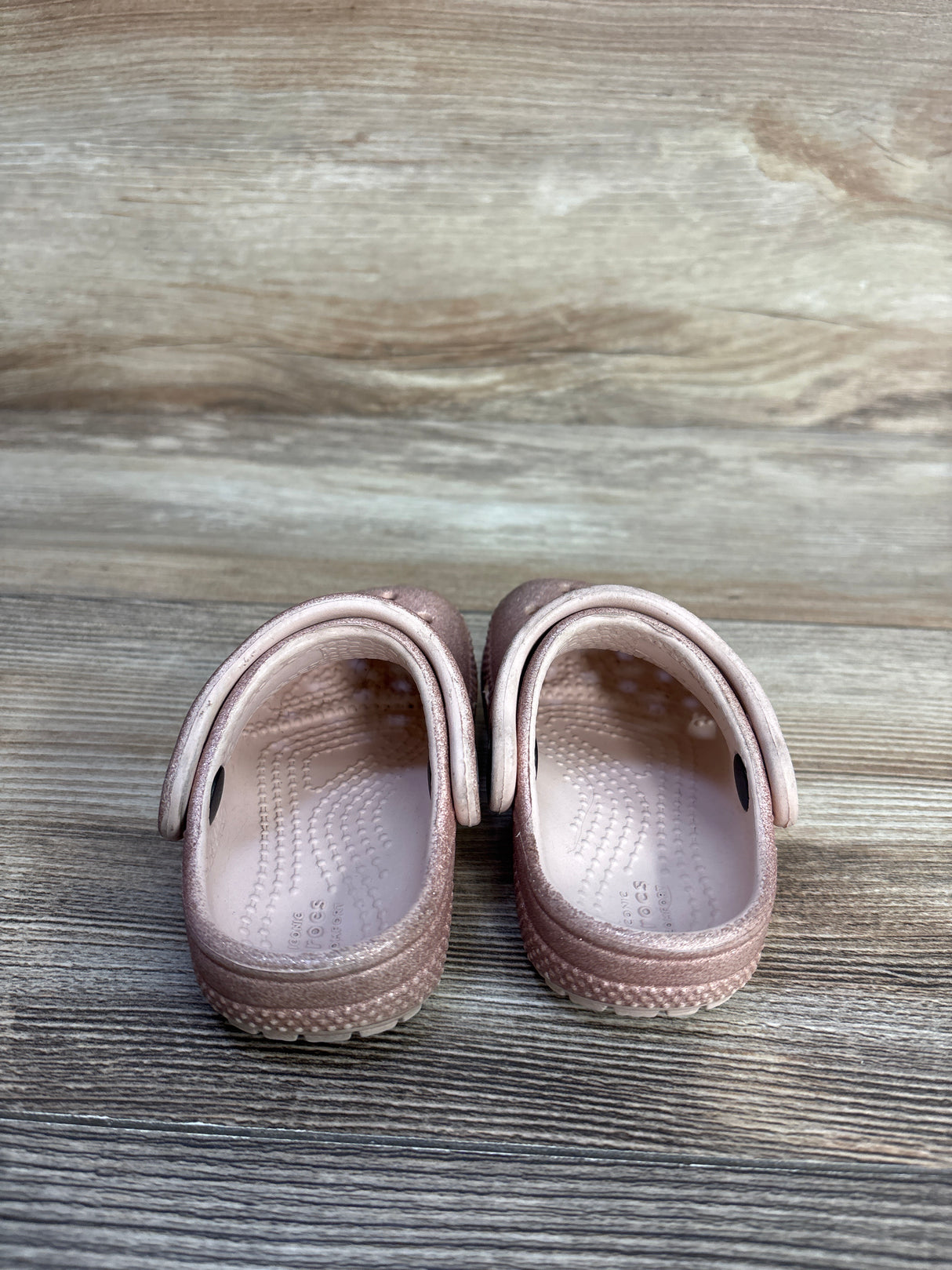 Crocs Classic Clogs Glittery Dusty Pink sz 4c