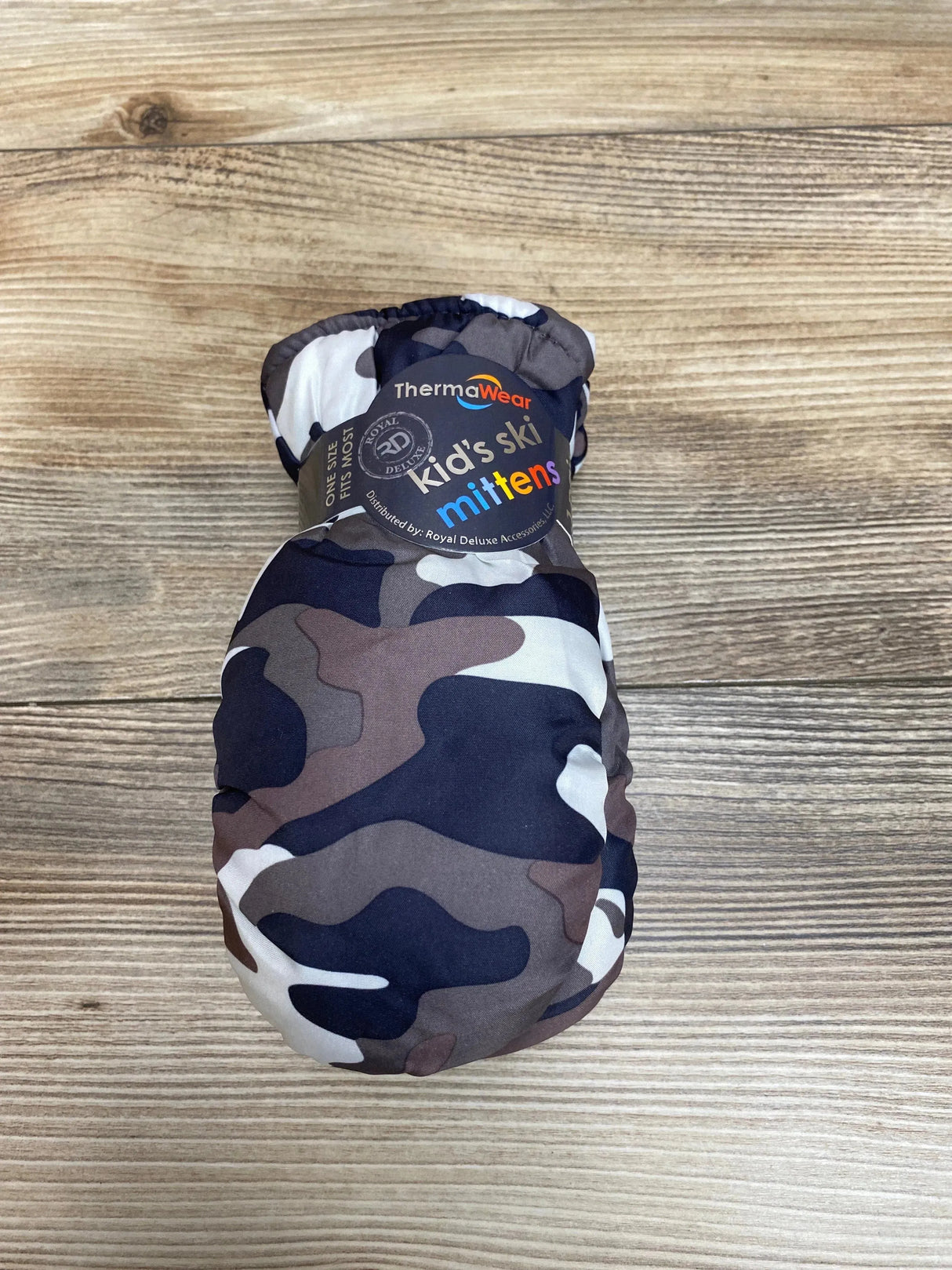 NEW ThermaWear Kid's Ski Grey Camo Mittens