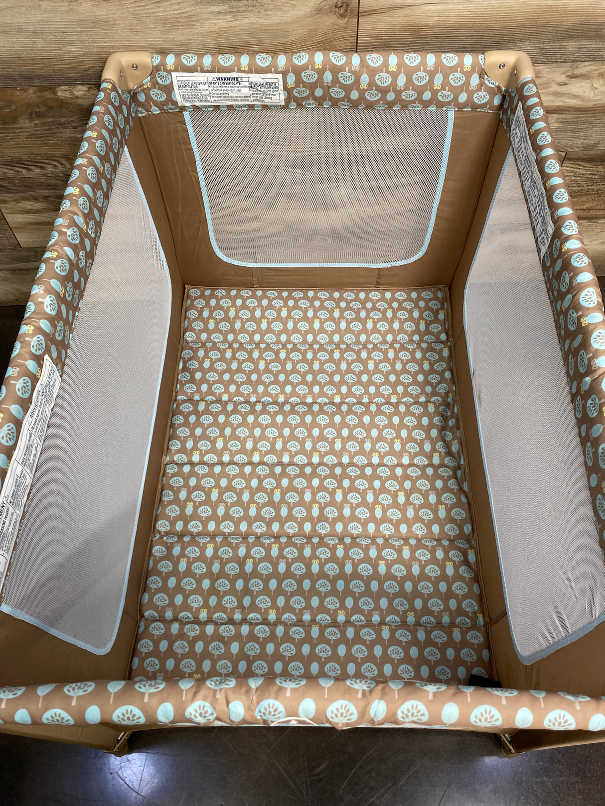 Dream on Me Zodiak Play Yard, Coffee/Blue