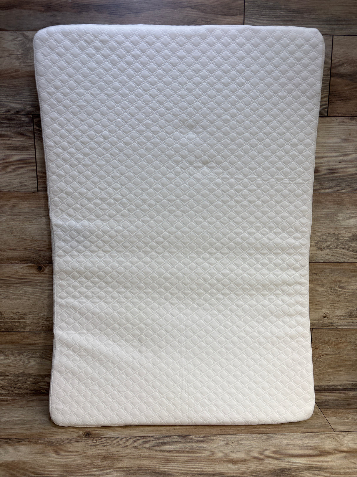 hiccapop Pack 'n Play Mattress Pad, White (38'' x 26'' x 1.5'')