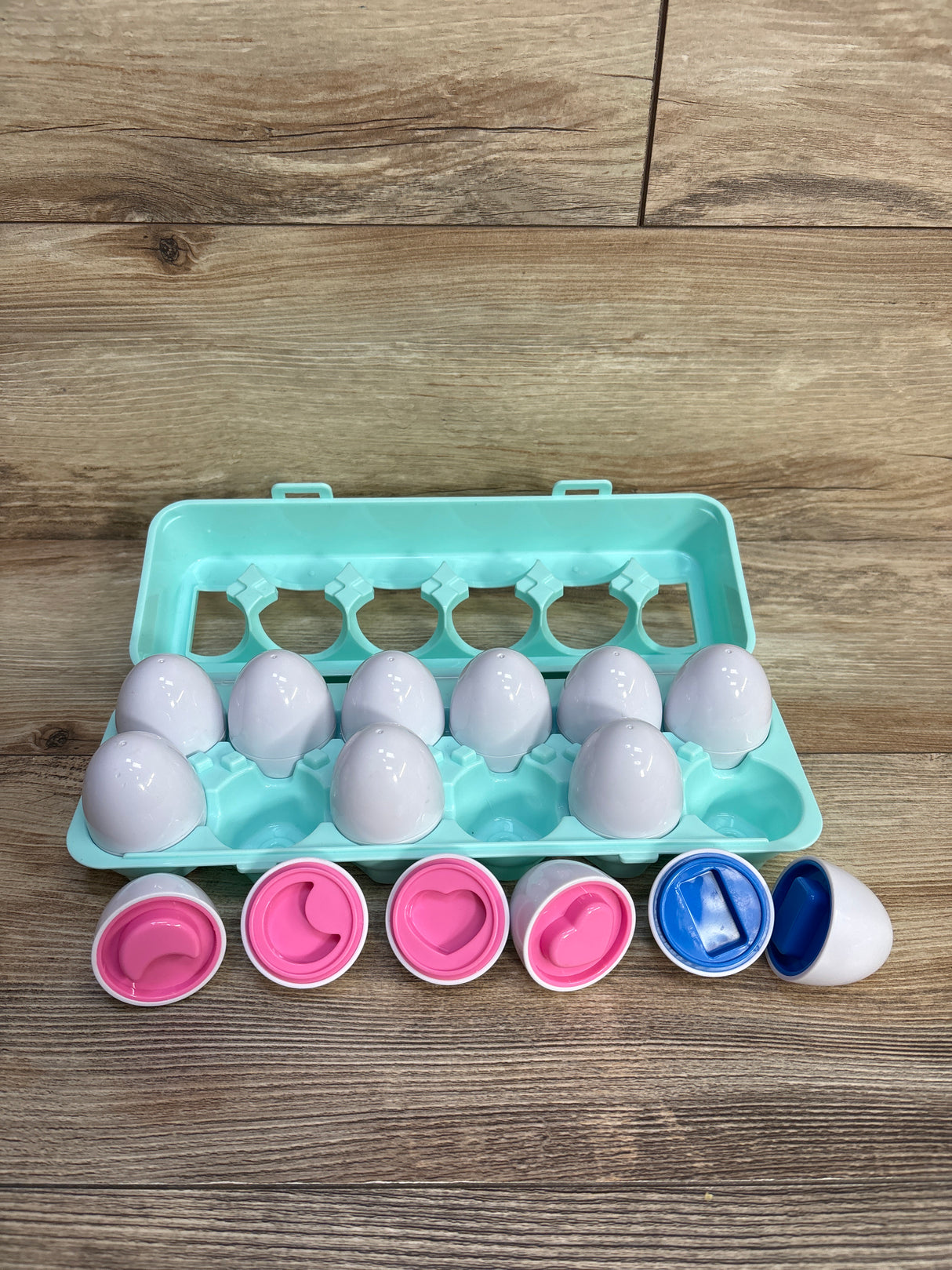 Brooklyn Lollipops Shape Sorting Egg Carton
