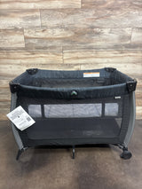 NEW Safety 1st Play-and-Stay Play Yard in High Street