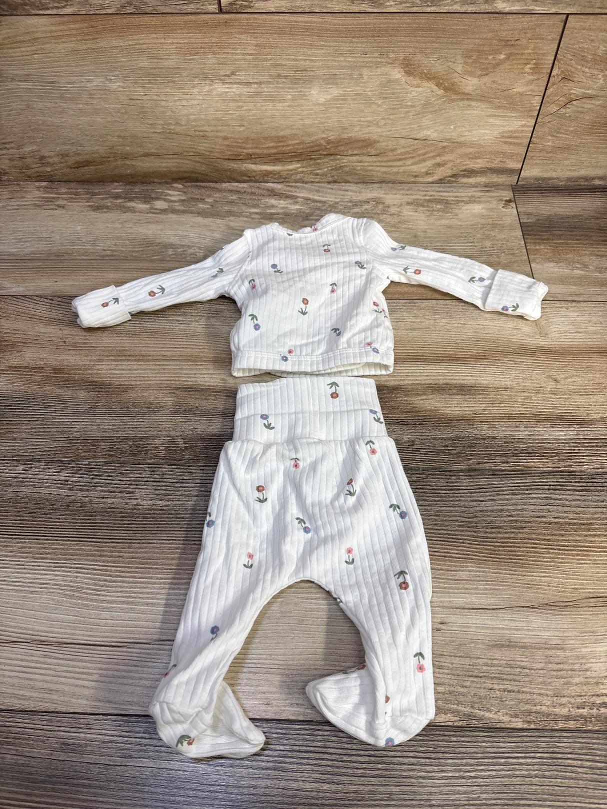 Just One You 2pc Ribbed Floral Kimono Top & Bottoms White sz Preemie
