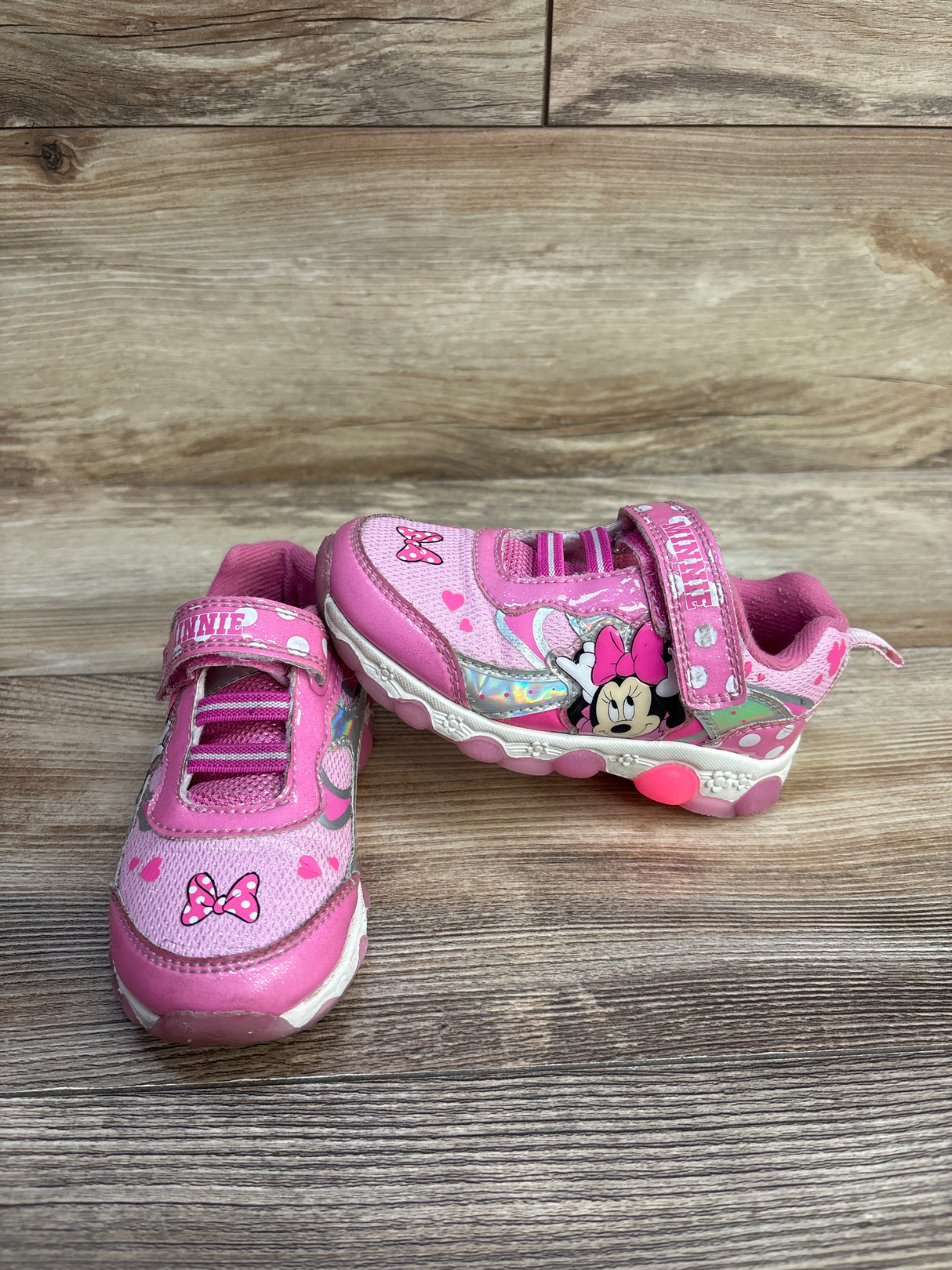Minnie Mouse Light-Up Sneakers, Pink sz 9c