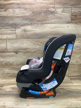 NEW Graco Extend2Fit Convertible Car Seat in Gotham