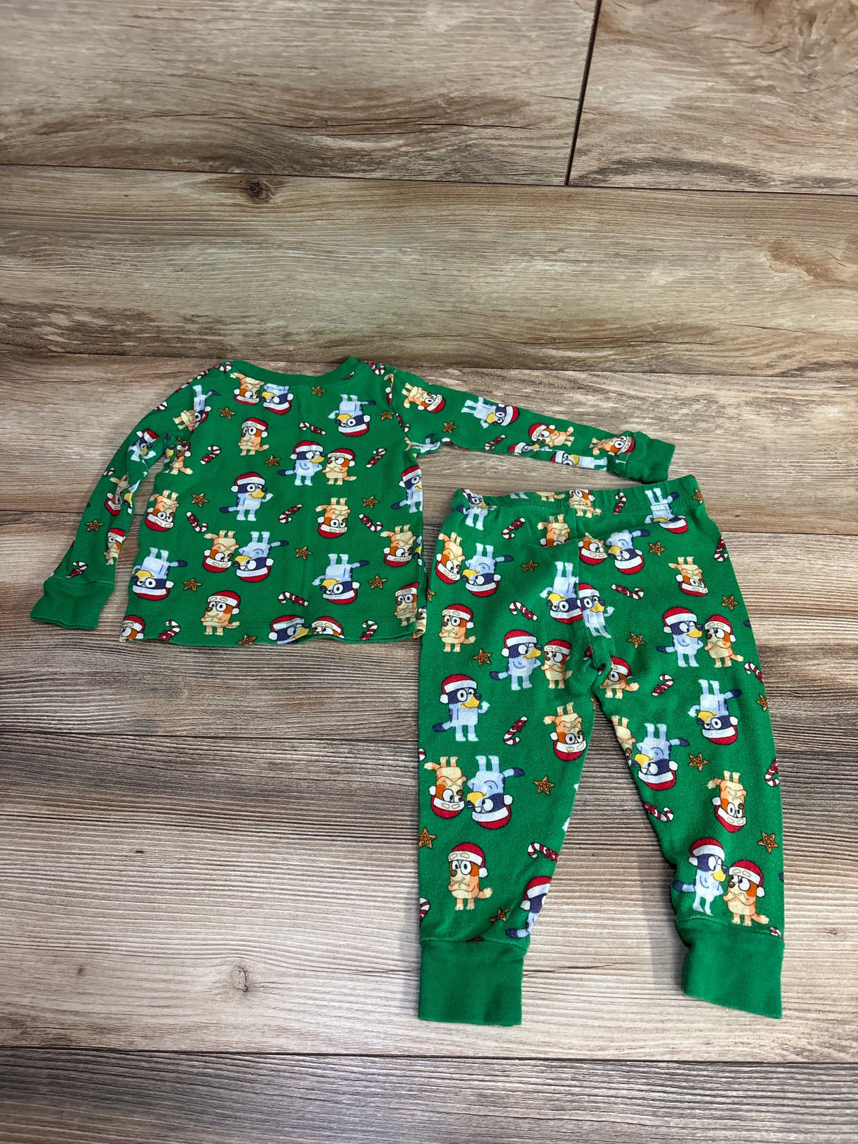Bluey 2pc Christmas Pajama Set Green sz 2T